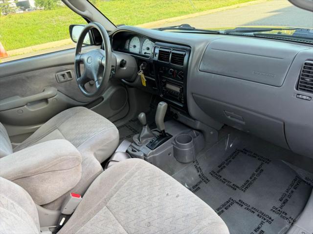 2003 Toyota Tacoma Base