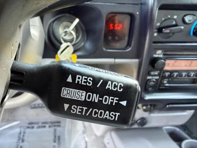 2003 Toyota Tacoma Base