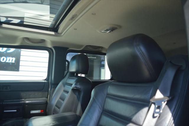 2005 HUMMER H2 Base