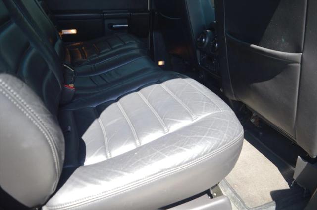 2005 HUMMER H2 Base