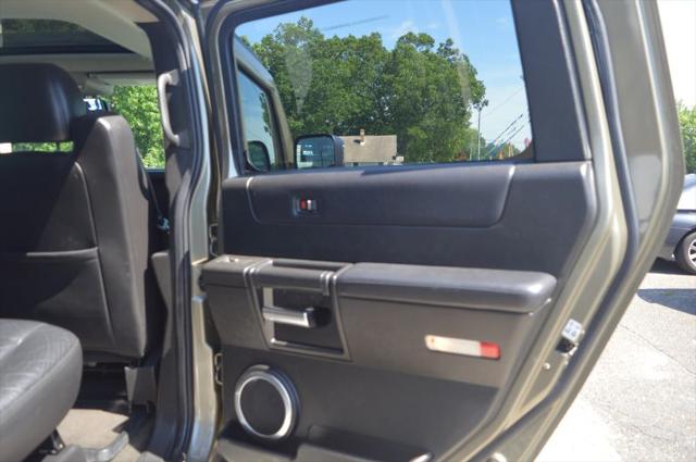 2005 HUMMER H2 Base