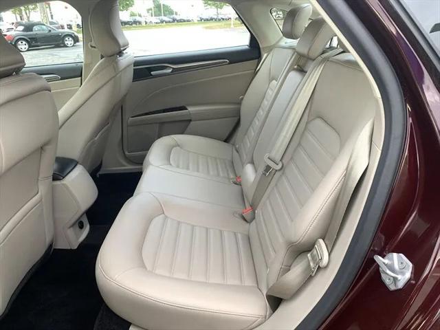 2017 Ford Fusion SE