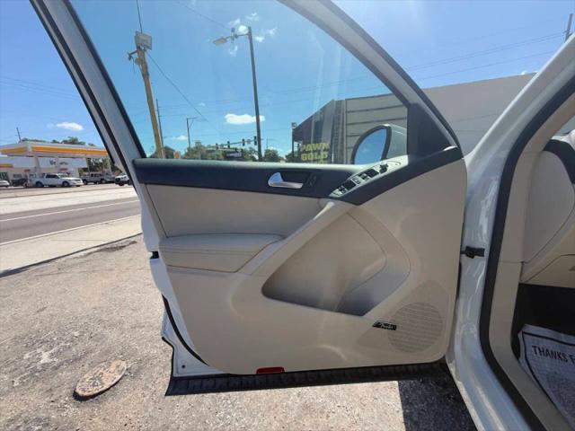 2015 Volkswagen Tiguan SEL
