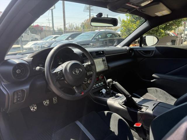 2023 Toyota GR86 Premium