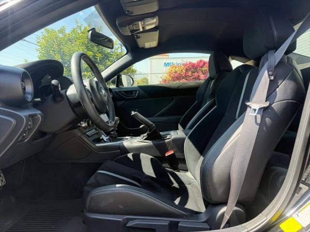 2023 Toyota GR86 Premium