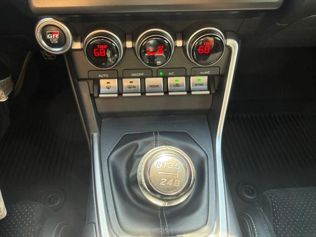2023 Toyota GR86 Premium