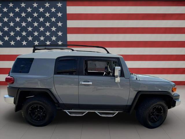 2014 Toyota FJ Cruiser Base