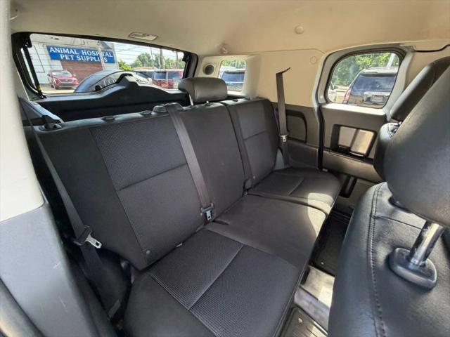 2014 Toyota FJ Cruiser Base
