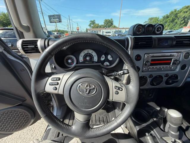 2014 Toyota FJ Cruiser Base