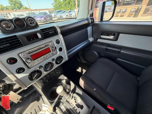 2014 Toyota FJ Cruiser Base