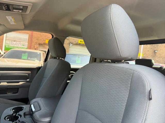 2017 Ram 1500 SLT Quad Cab 4x4 64 Box