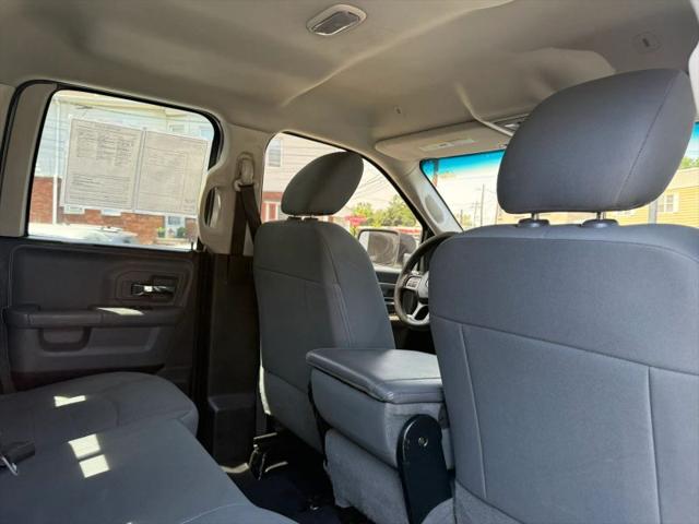 2017 Ram 1500 SLT Quad Cab 4x4 64 Box