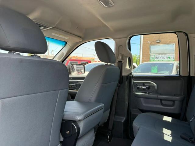 2017 Ram 1500 SLT Quad Cab 4x4 64 Box