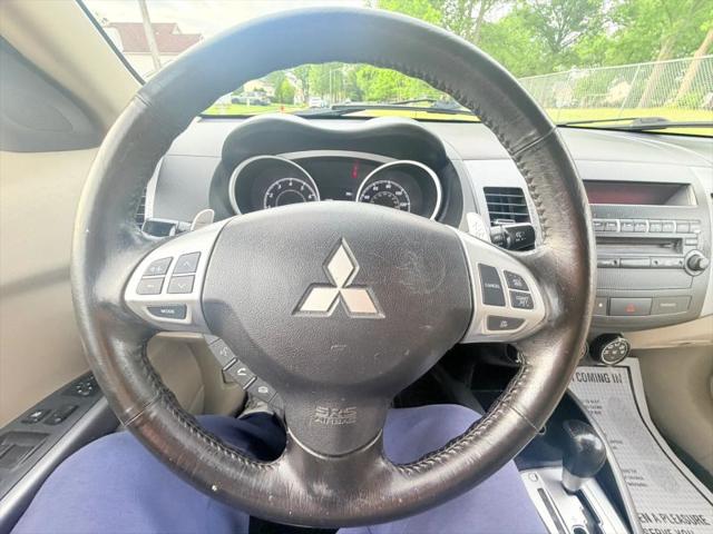 2012 Mitsubishi Outlander SE