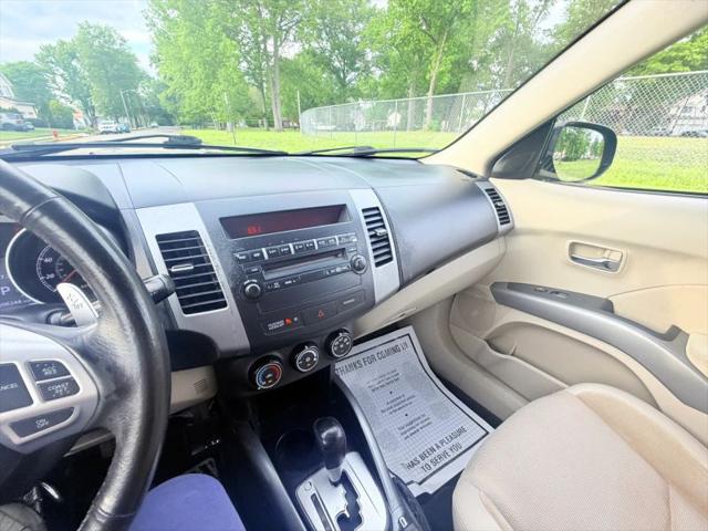 2012 Mitsubishi Outlander SE