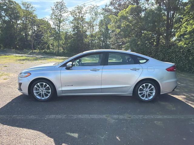 2019 Ford Fusion Hybrid SE