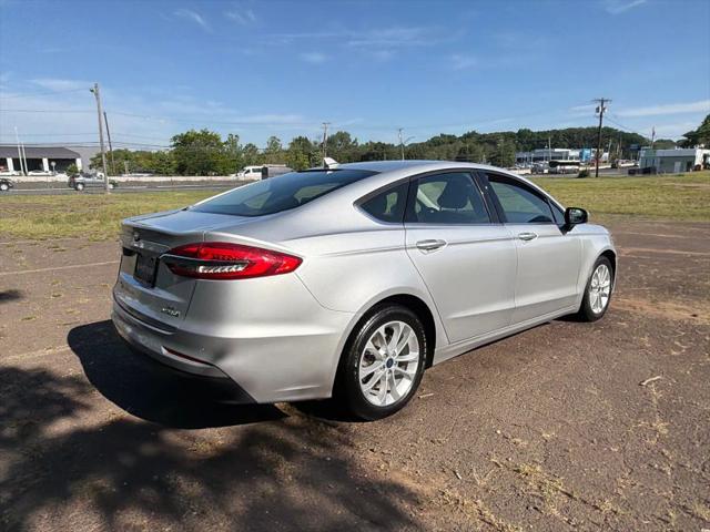 2019 Ford Fusion Hybrid SE