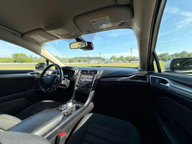 2019 Ford Fusion Hybrid SE