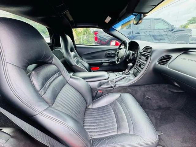 2004 Chevrolet Corvette Base