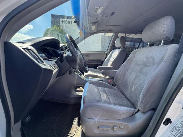 2003 Toyota Highlander Base