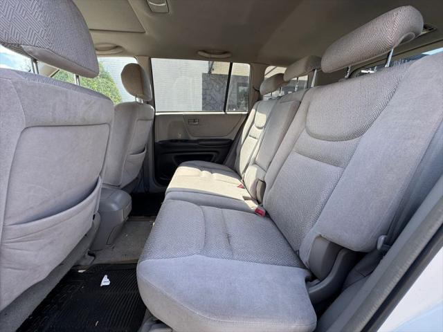 2003 Toyota Highlander Base