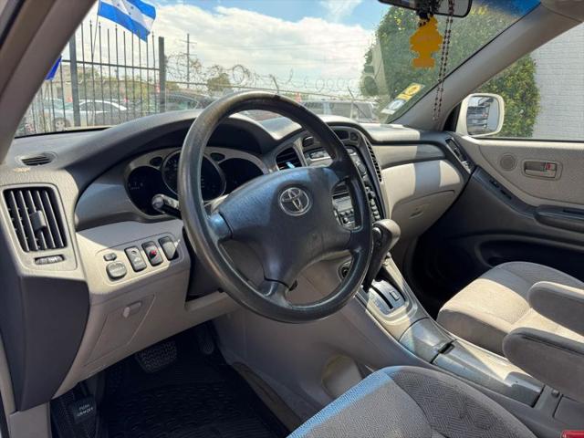 2003 Toyota Highlander Base