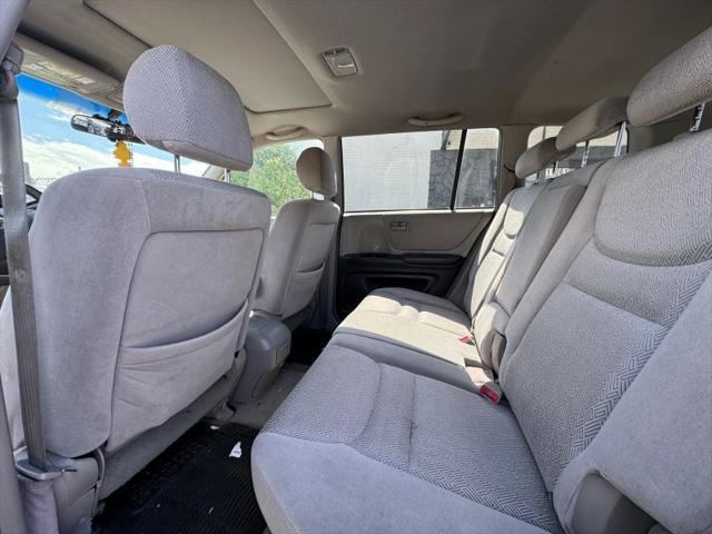 2003 Toyota Highlander Base