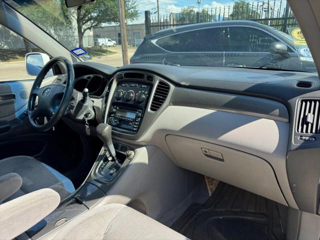 2003 Toyota Highlander Base