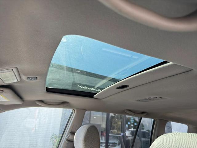 2003 Toyota Highlander Base