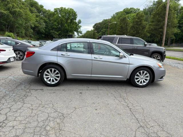 2014 Chrysler 200 Limited
