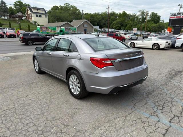 2014 Chrysler 200 Limited