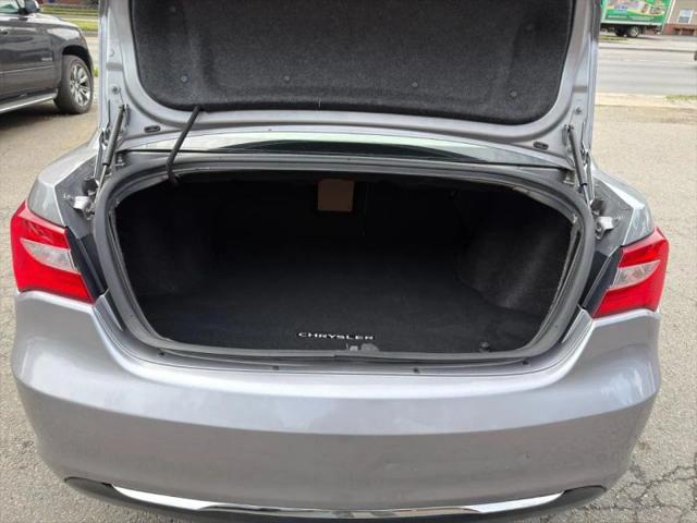 2014 Chrysler 200 Limited