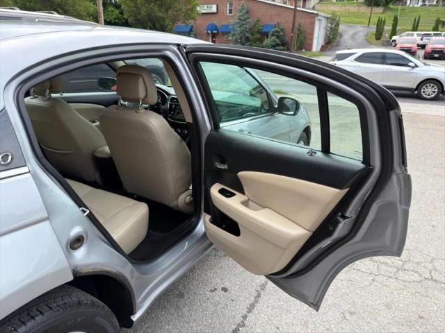 2014 Chrysler 200 Limited