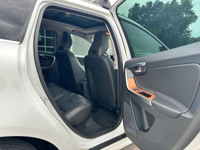 2017 Volvo XC60 T6 Inscription