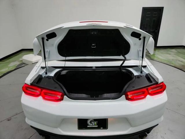 2020 Chevrolet Camaro RWD Convertible 1LT