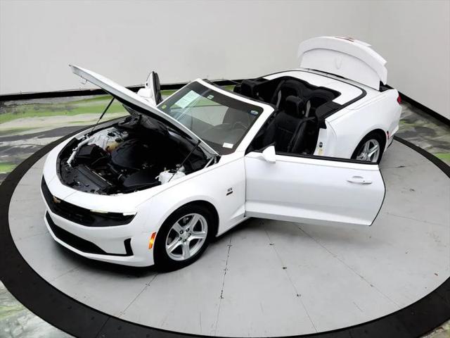 2020 Chevrolet Camaro RWD Convertible 1LT