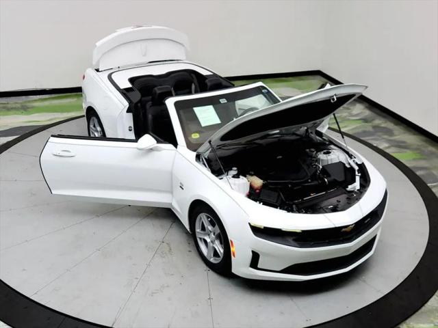 2020 Chevrolet Camaro RWD Convertible 1LT
