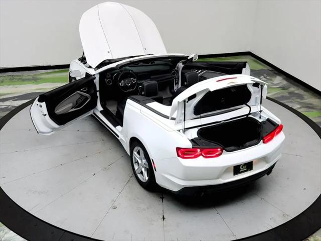 2020 Chevrolet Camaro RWD Convertible 1LT