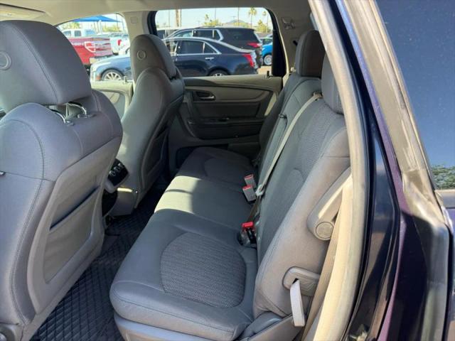 2017 Chevrolet Traverse LS