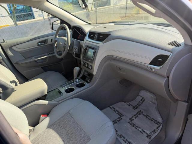 2017 Chevrolet Traverse LS