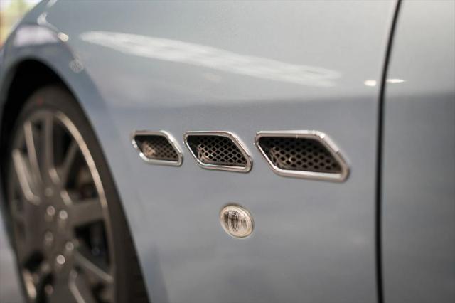 2009 Maserati GranTurismo Base