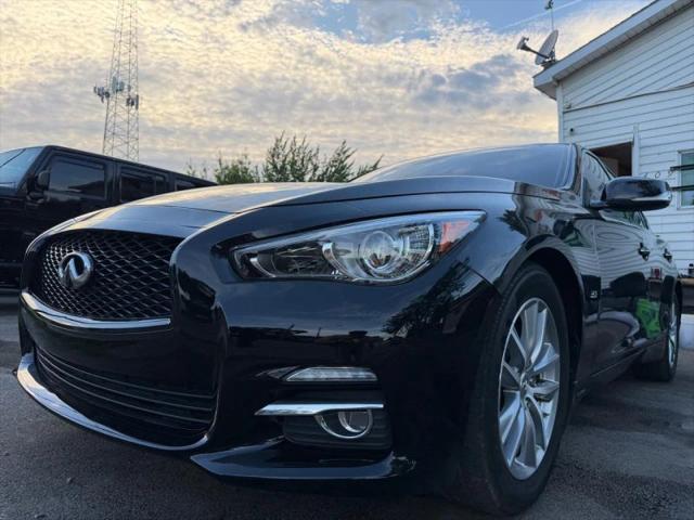 2015 INFINITI Q50 Premium