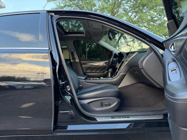 2015 INFINITI Q50 Premium