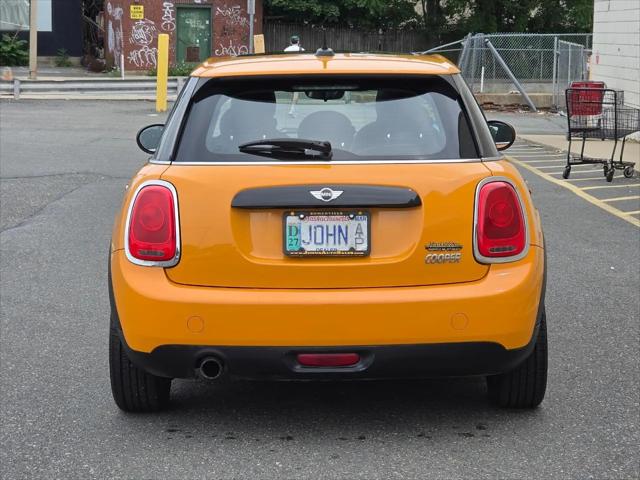 2016 MINI Hardtop Cooper