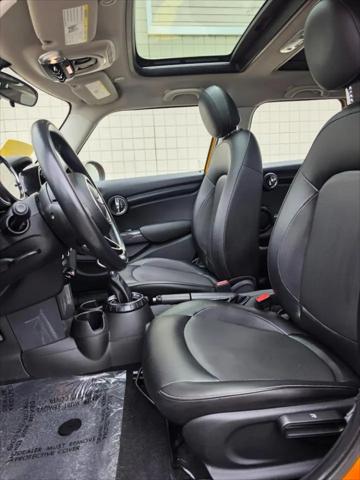 2016 MINI Hardtop Cooper