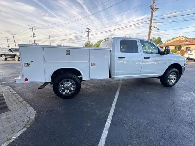 2023 Ram 3500 Tradesman Crew Cab 4x4 8' Box