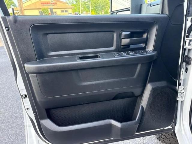 2023 Ram 3500 Tradesman Crew Cab 4x4 8' Box