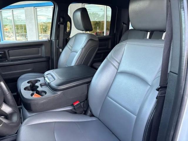 2023 Ram 3500 Tradesman Crew Cab 4x4 8' Box