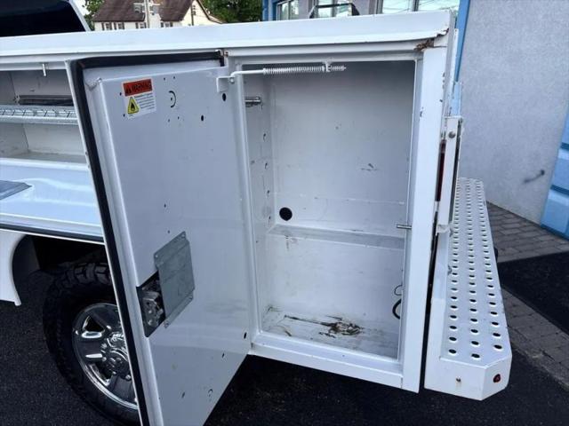 2023 Ram 3500 Tradesman Crew Cab 4x4 8' Box
