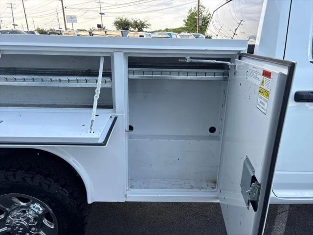 2023 Ram 3500 Tradesman Crew Cab 4x4 8' Box